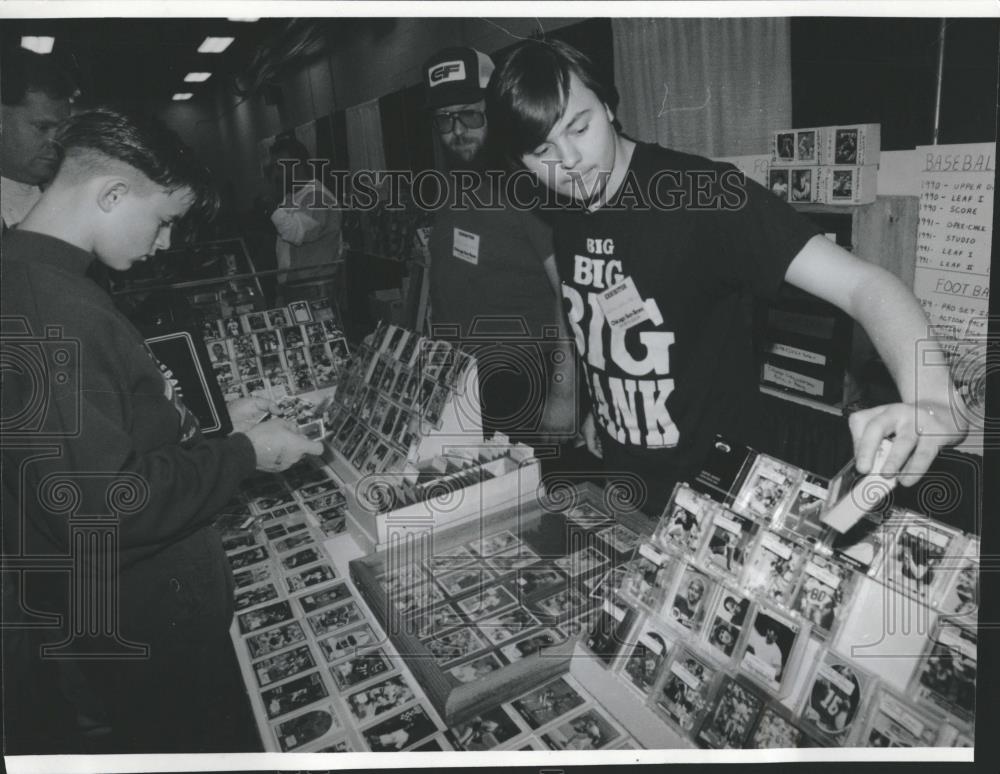 1991 Press Photo Chicago Sun Times Sports Memorabilia - RRQ23667 - Historic Images