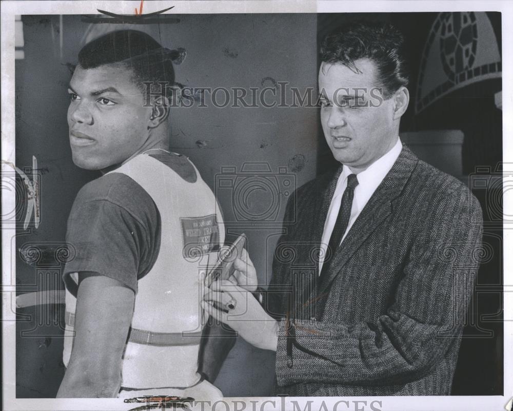 Press Photo Tom Robinson Bahamas Sprint Event MI - RRQ23701 - Historic Images