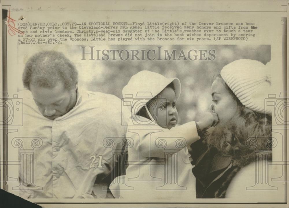 1972 Press Photo Floyd Little And Family - RRQ24537 - Historic Images