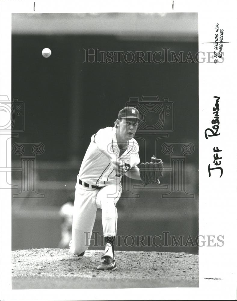 1987 Press Photo Chicago Cubs Jeff Robinson Major - RRQ26203 - Historic Images