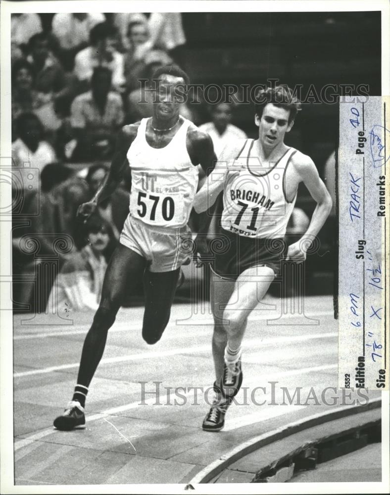 1981 Press Photo Suleiman Nyambui Doug Padilla NCAA Run - RRQ26811 - Historic Images