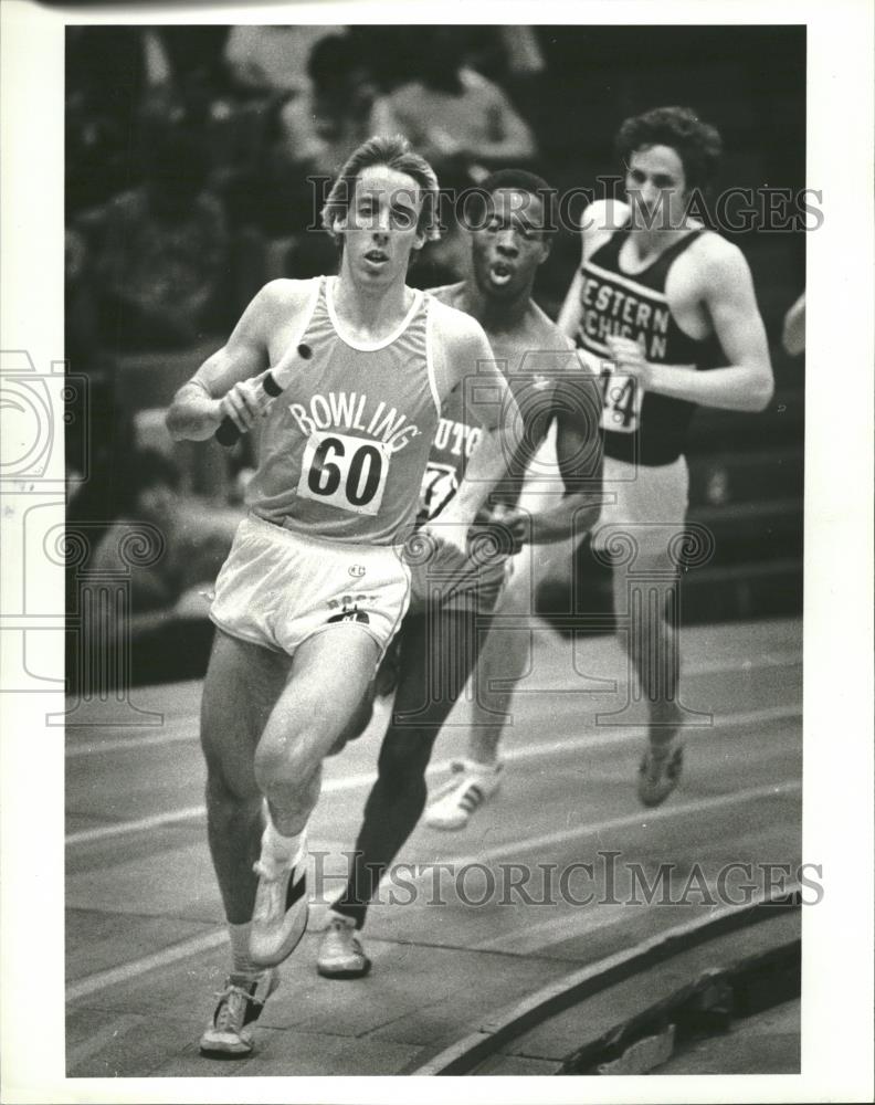 1981 Press Photo Track Meets NCAA Miley Gordon Stan - RRQ26833 - Historic Images