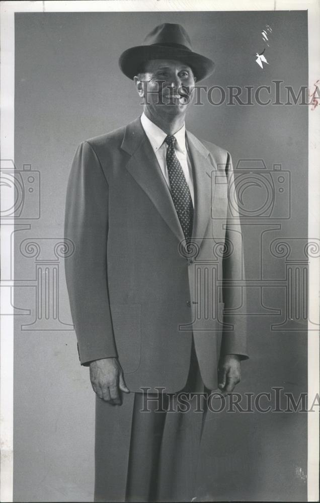 1952 Press Photo Ellison Ketchum Suit Sage Gray Sheen - RRQ26957 - Historic Images