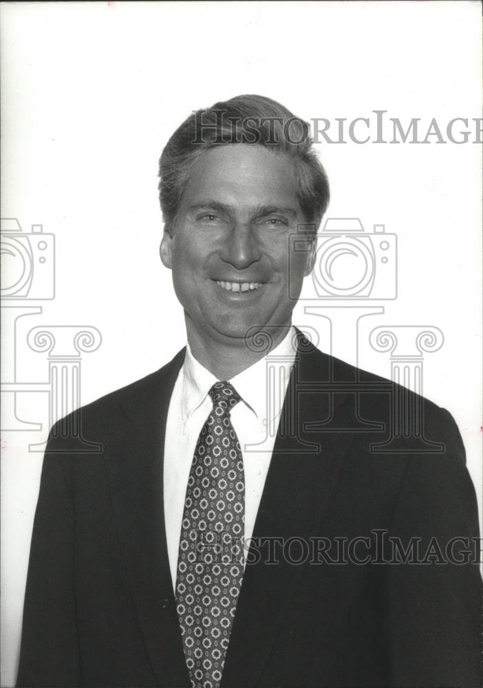 1993 Press Photo First Alabama Bank - Whitney Debardeleben, Director, Birmingham - Historic Images