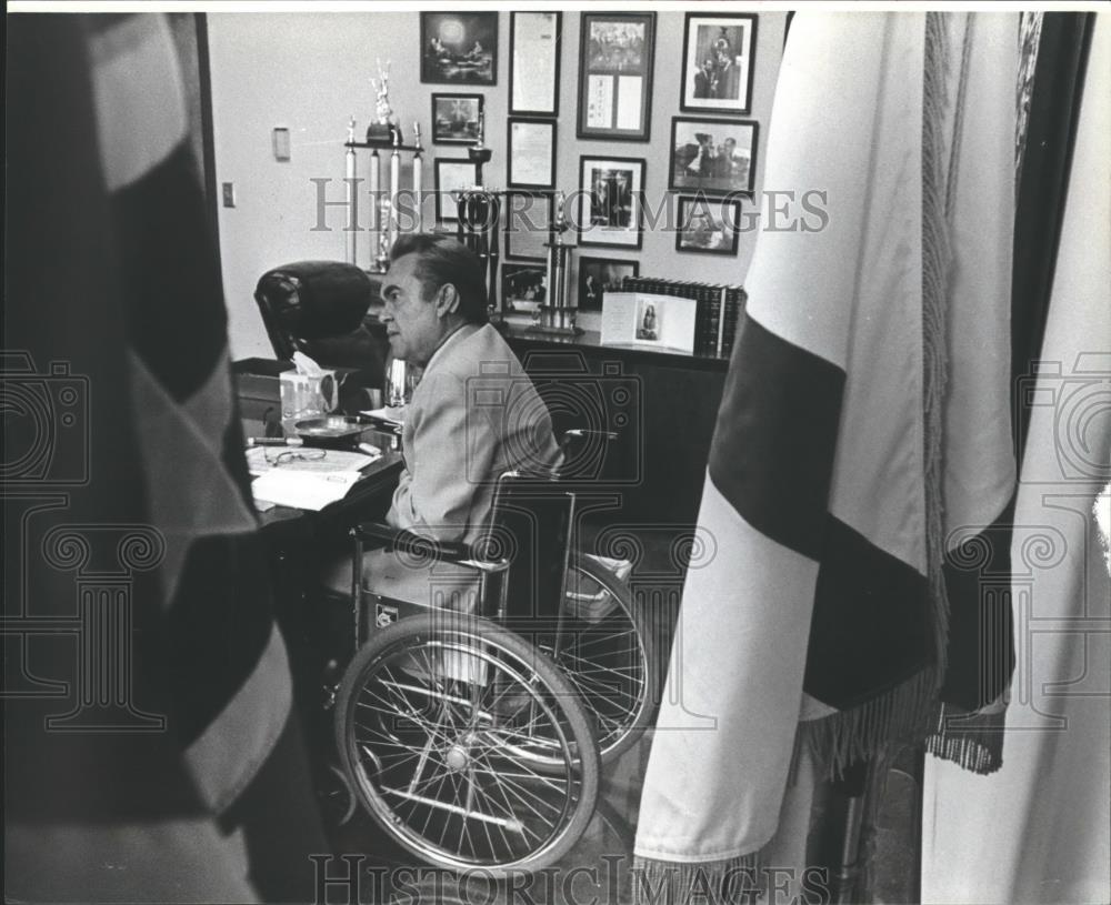 1979 Press Photo Ex-Alabama Governor George C. Wallace in Wheelchair - abna35878 - Historic Images