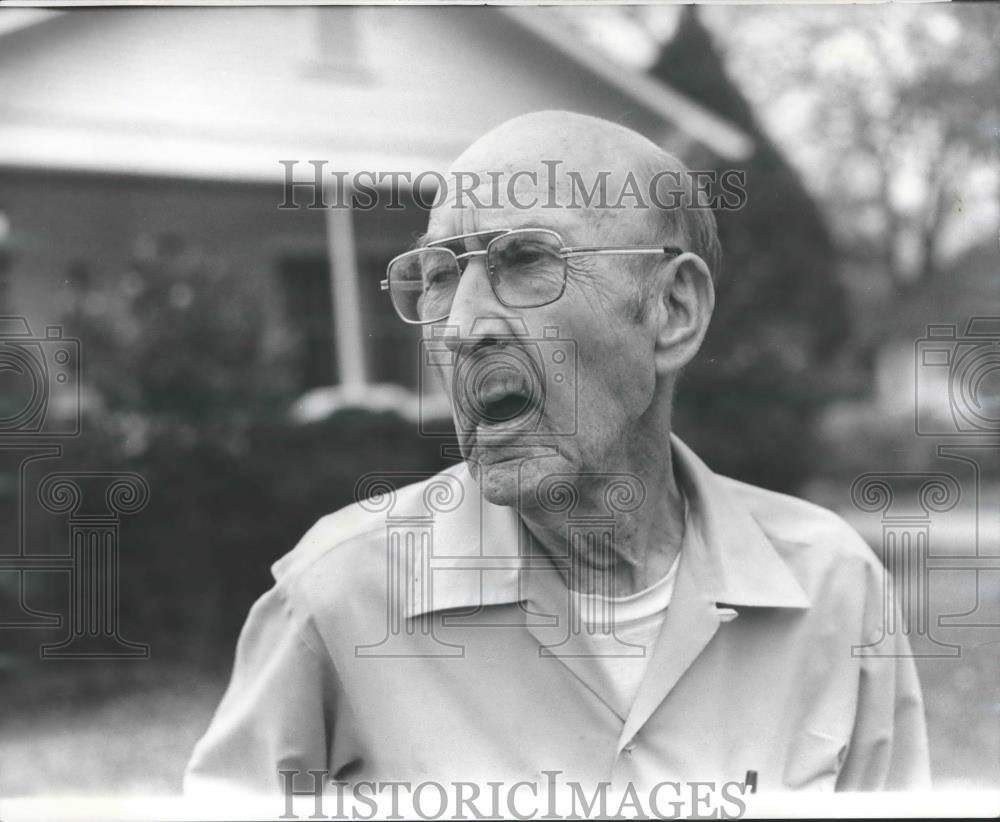 1977 Press Photo 81 Year Old B. W. Morgan of Inglenook, Alabama - abna35966 - Historic Images