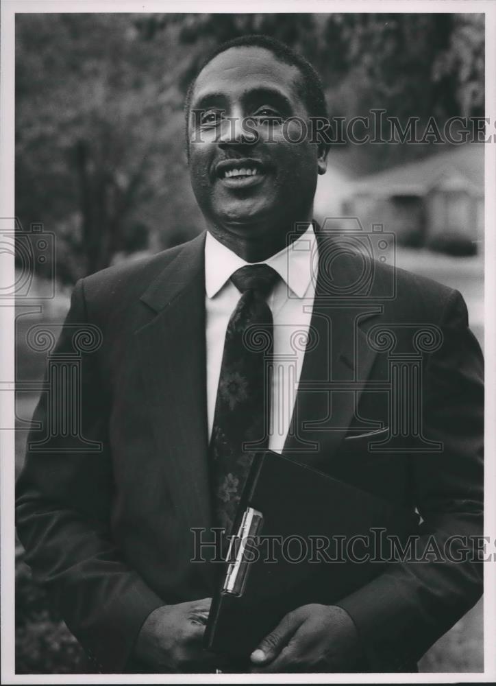 1990 Press Photo Reverend Charles Lee, Sylacauga, Alabama - abna36095 - Historic Images