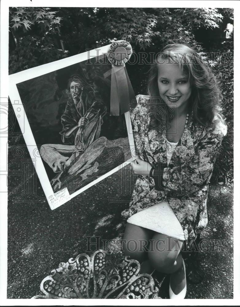1992 Press Photo Montana Hays and her Award Winning Painting - abna36184 - Historic Images