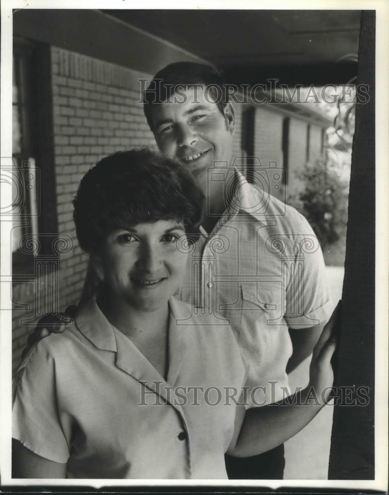 1981 Press Photo Gayle and Glen Miller, house parents at Alabama Girls Ranch - Historic Images