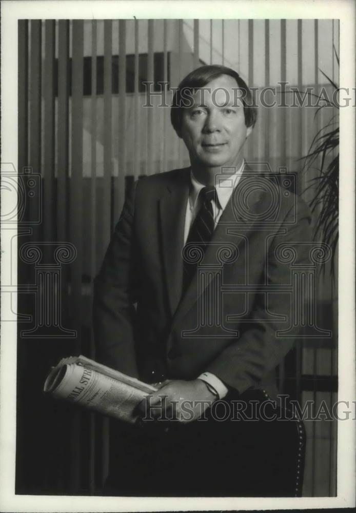 1983 Press Photo R. Clayton McWhorter, Hospital Corporation of America Executive - Historic Images
