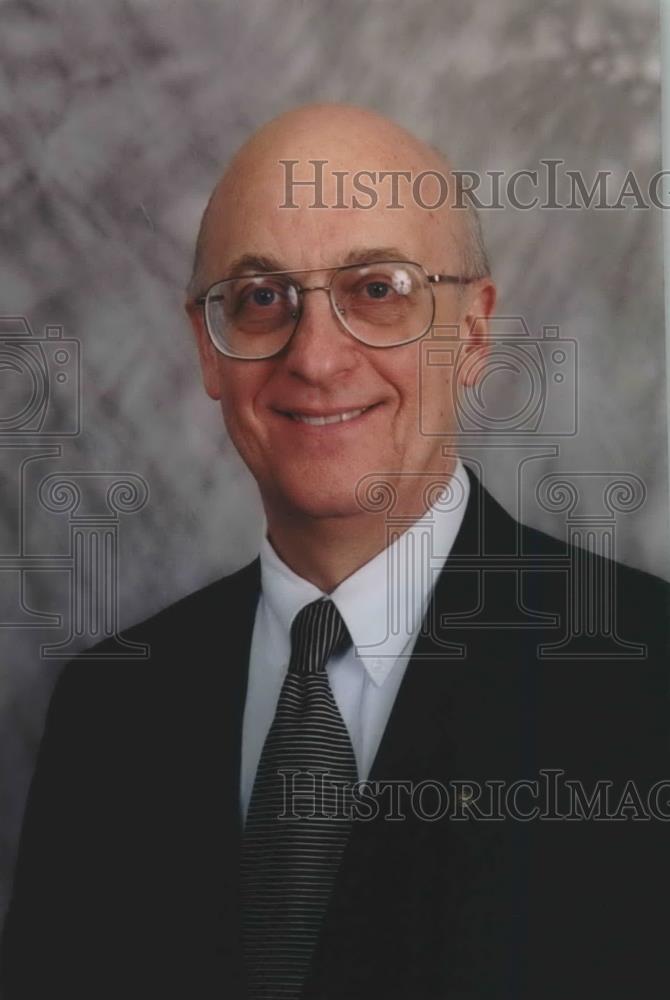 Press Photo Joseph W. &quot;Bill&quot; Mathews Vice President Samford University Counsel - Historic Images
