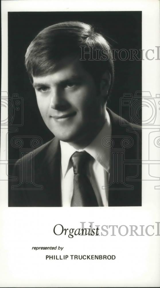 Press Photo Frank R. Lewis, Banker of Birmingham Trust National Bank - Historic Images