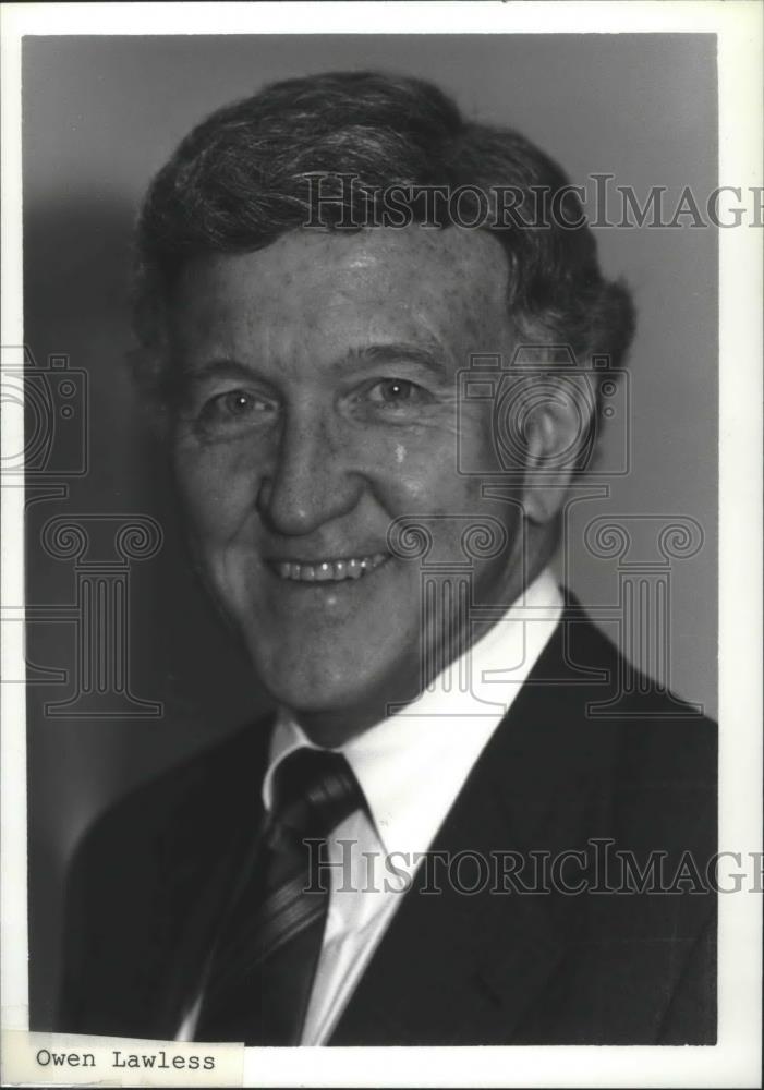 1989 Press Photo Owen Lawless, President Jones-Lawless Clothing Stores, Inc. - Historic Images