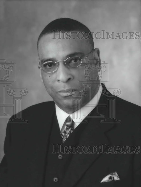 2000 Press Photo Tommy L. Lewis, Pastor, Bethel Baptist Church, Pratt City - Historic Images