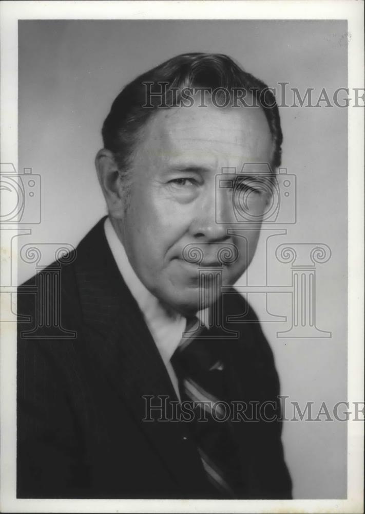 1977 Press Photo James C. Lewis, Birmingham Realtor, Southland Bancorporation - Historic Images