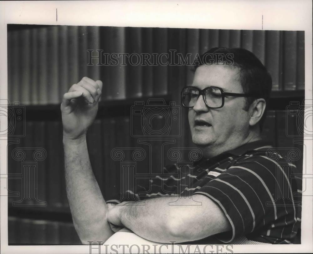 1989 Press Photo Jerry McGhee, University of Alabama Research Team - abna37102 - Historic Images