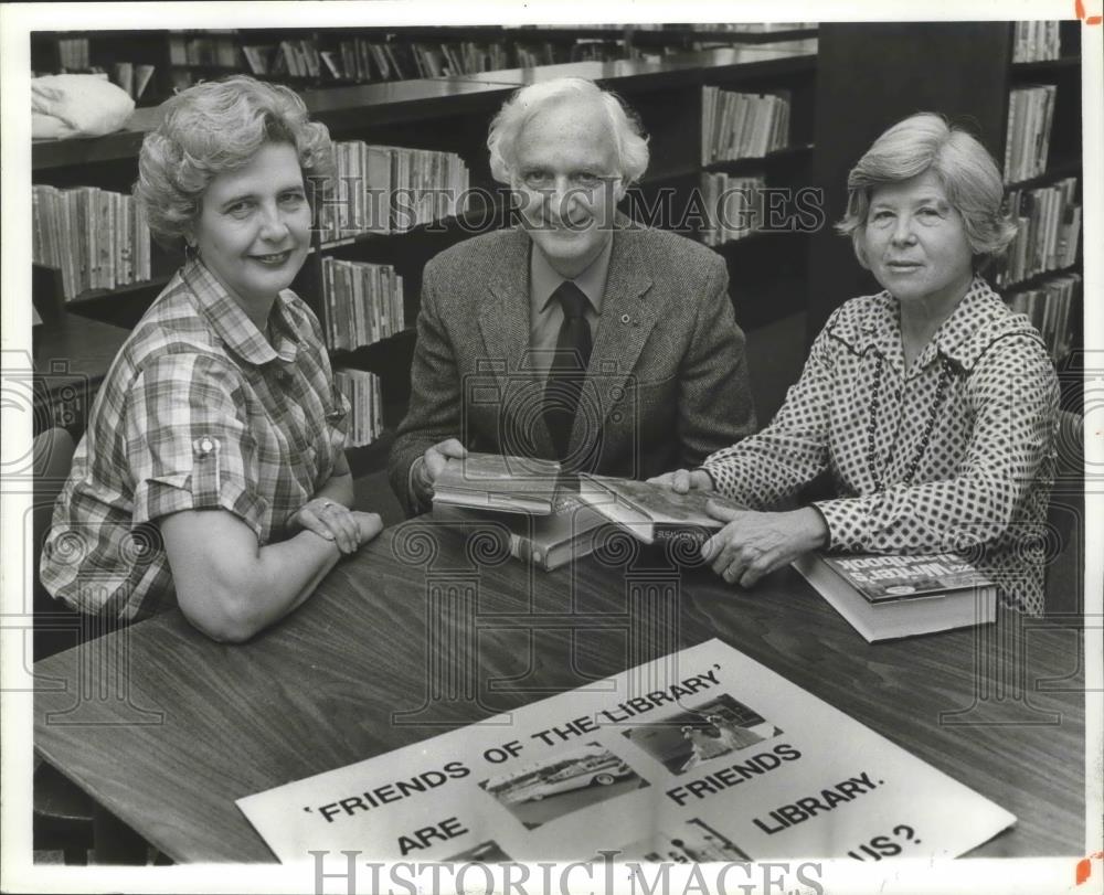 1982 Press Photo Vestavia Hills Has Top Officials in Alabama Library Association - Historic Images