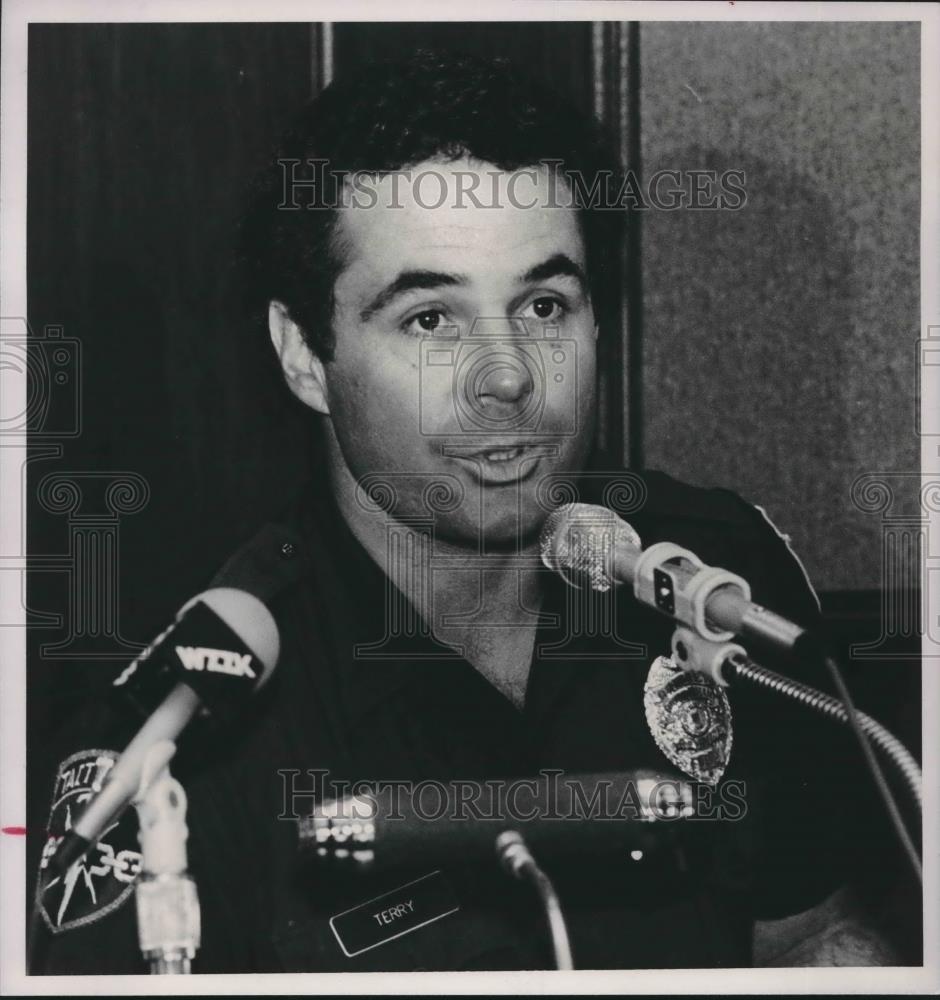 1987 Press Photo Wayne Terry, Police Officer of the Year - abna38996 - Historic Images