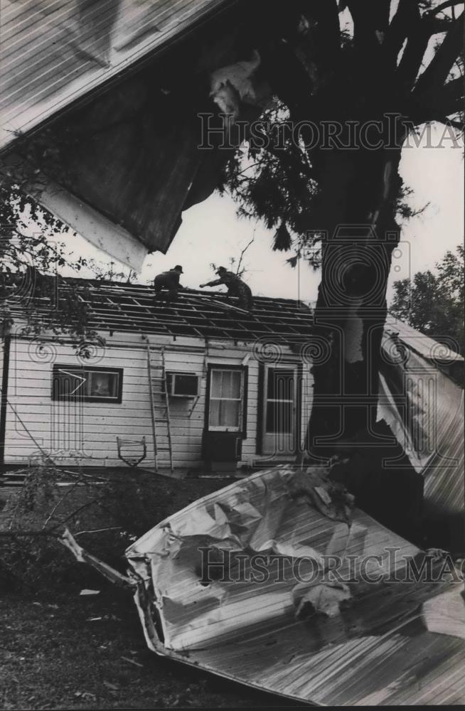 1984 Press Photo Adamsville Storm in Alabama, Tornado Damage - abna39377 - Historic Images