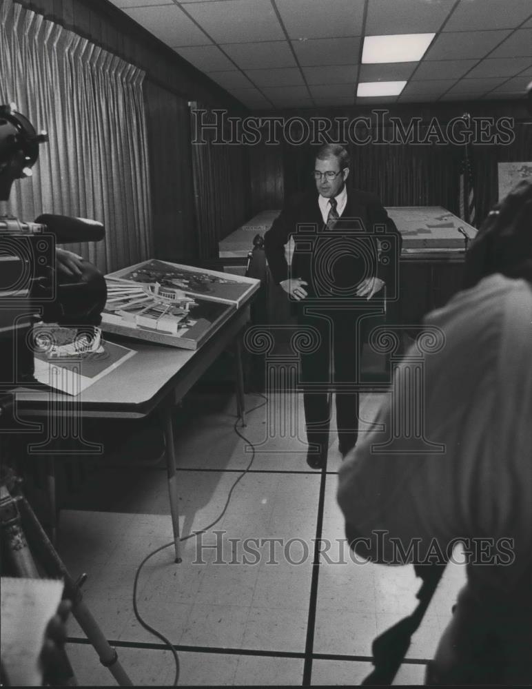 1984 Press Photo Don Trawick, Attorney - abna39396 - Historic Images