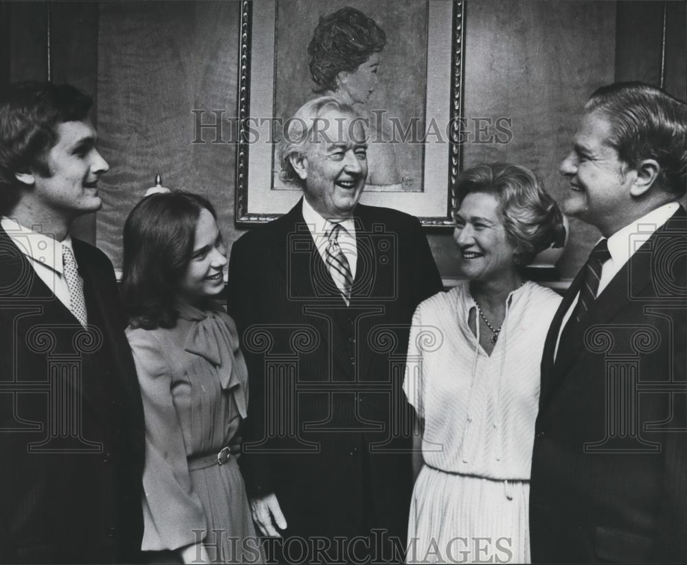 1980 Press Photo Mr. and Mrs. Razewell Shepard with Others honoring Senator - Historic Images
