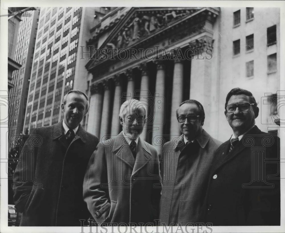 1981 Press Photo Alabama Liberty National Bank Executive in New York - abna39670 - Historic Images