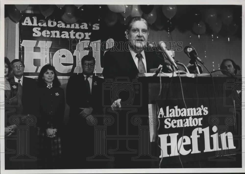 1990 Press Photo Senator Howell Heflin delivers his victory speech to supporters - Historic Images