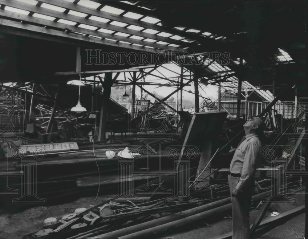 1978 Press Photo David Stone&#39;s warehouse damaged by twister, Selma, Alabama - Historic Images