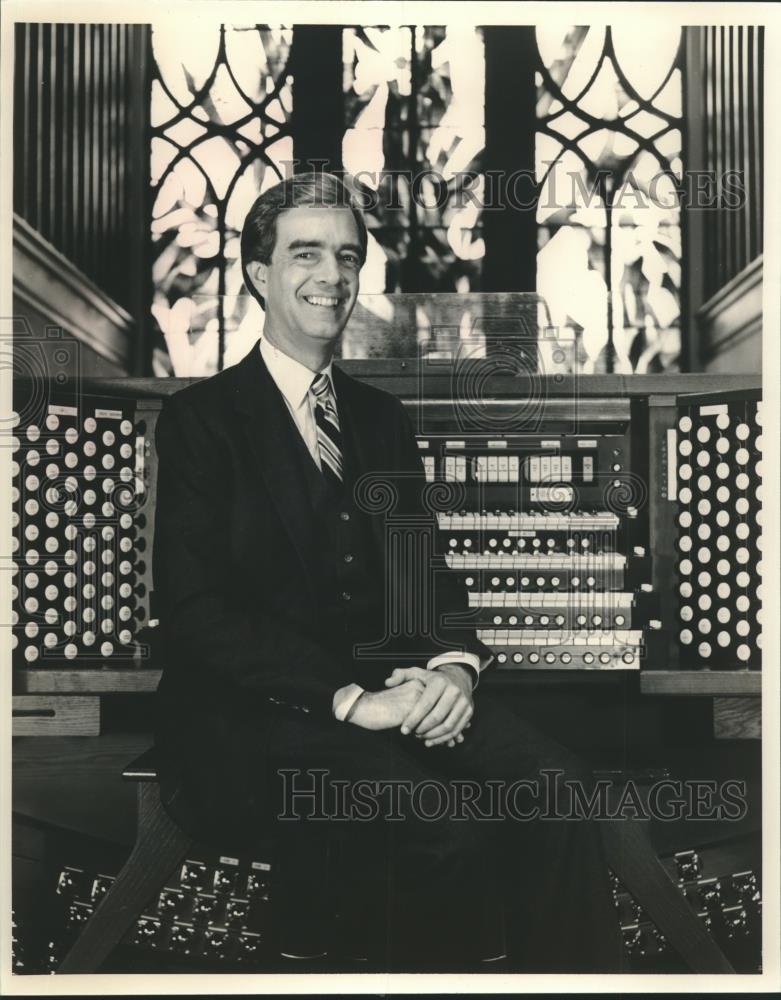 1985 Press Photo Organist Tom Hazleton - abna40360 - Historic Images