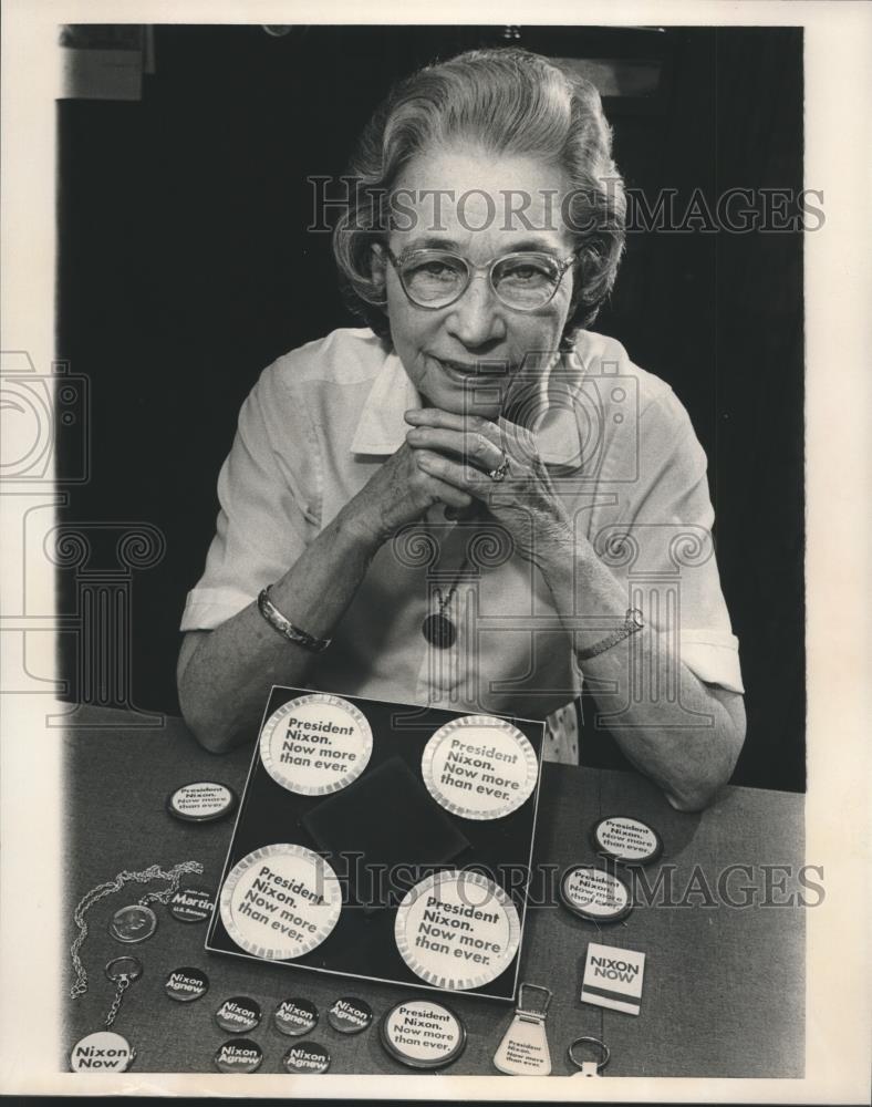 1989 Press Photo Mary Stanfield, Nixon Supporter, Florence, Alabama - abna40623 - Historic Images