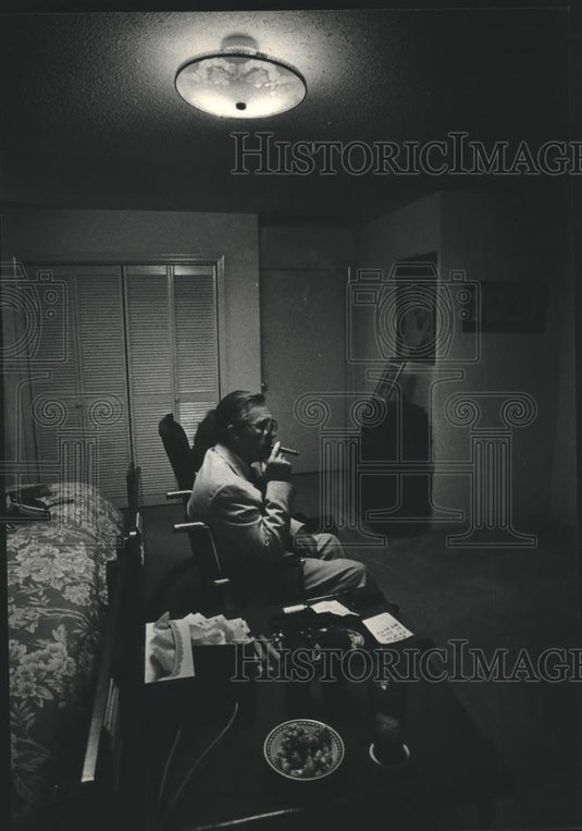 Press Photo George Wallace Watches Alabama Gubernatorial Run-off - abna40648 - Historic Images