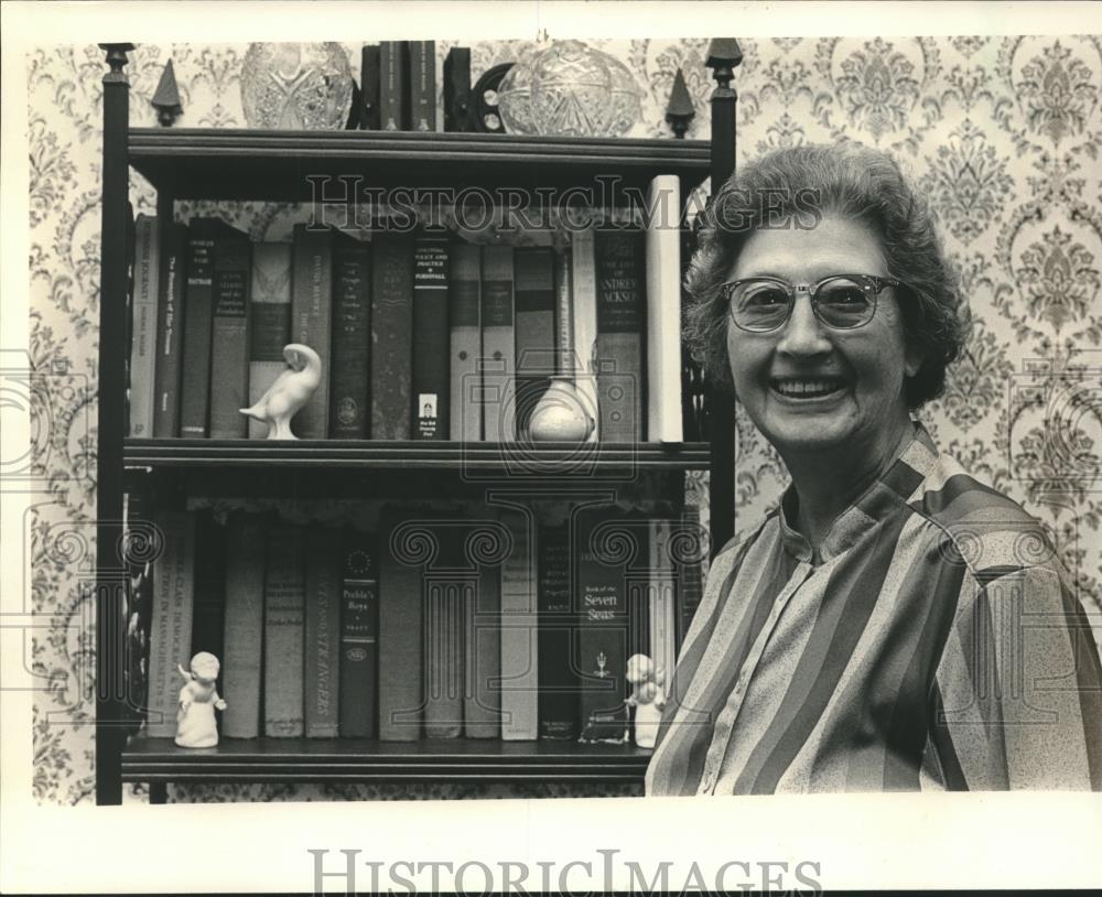 1983 Press Photo Doctor Lucille Griffith, Educator and Author - abna41175 - Historic Images