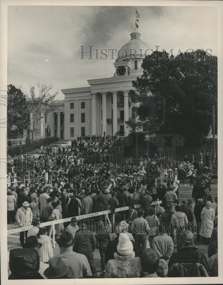 Press Photo Crowd at Inauguration of Guy Hunt - abna41633 - Historic Images