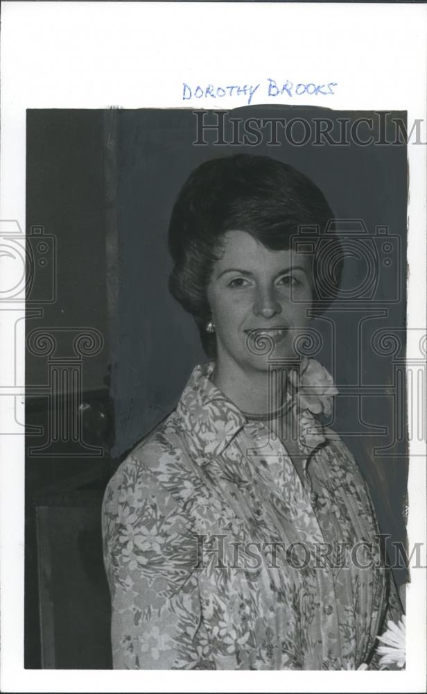 1977 Press Photo Mrs. Dorothy Brooks, City Federal official - abno01155 - Historic Images