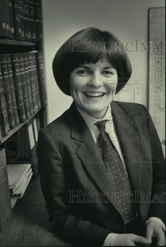 1984 Press Photo Patricia Borchert Stroik part time West Bend&#39;s attorney - Historic Images