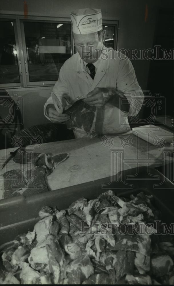 1994 Press Photo Don Podewils, Sentry Foods Hampton, marks 50 years at the store - Historic Images