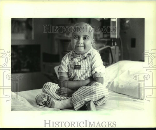 1985 Press Photo Erin McCarthy had second bone marrow transplant at UW Hospital - Historic Images