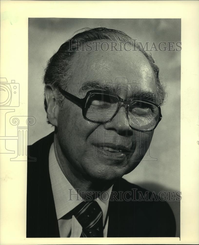 1986 Press Photo Reinaldo Tefel, Nicaraguan social security and welfare director - Historic Images
