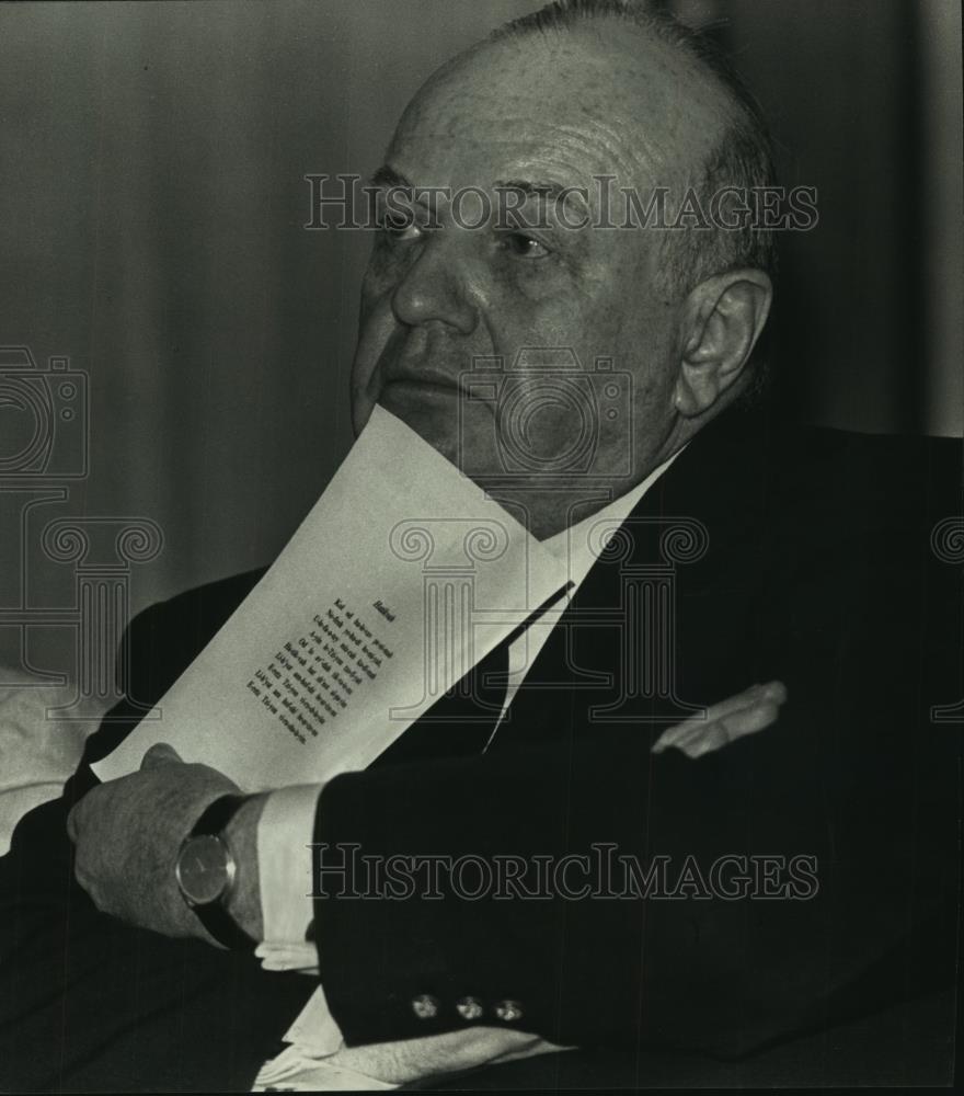 1988 Press Photo Yosef Tekoah, Ben Gurion University Chancellor in Israel - Historic Images