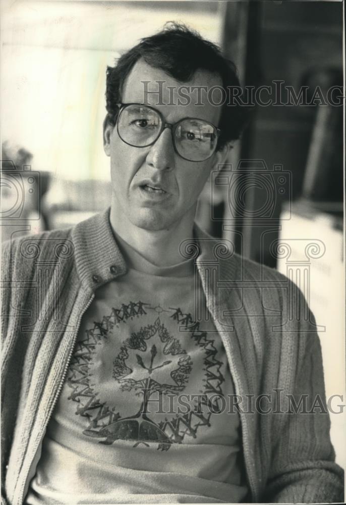 1989 Press Photo Wisconsin hunting guide Nick Van Der Puy is Chippewa advocate - Historic Images