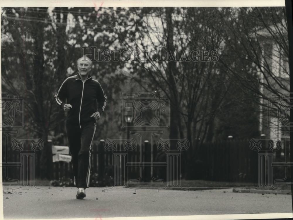 1978 Press Photo Senator Strom Thurmond, of South Carolina, running - mjc09991 - Historic Images