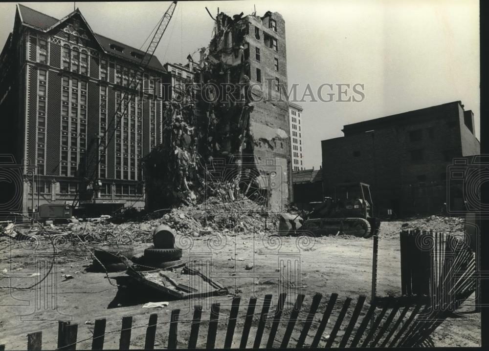 1980 Press Photo Construction of the New Federal Building at the Towne Hotel - Historic Images