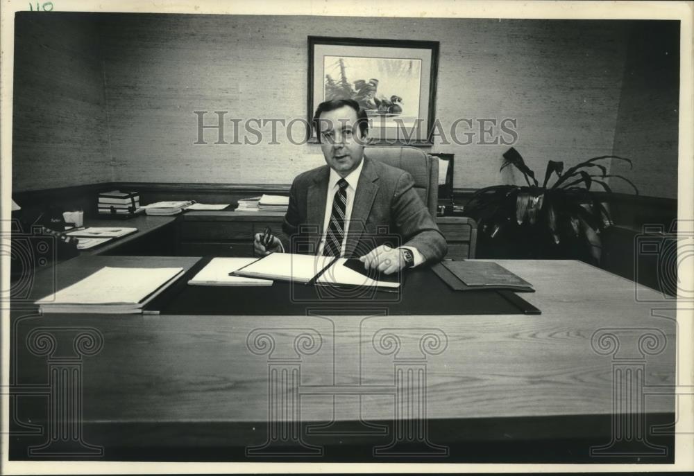 1986 Press Photo Ron Meyer, former Tree Machine Tool Co. president - mjc10280 - Historic Images