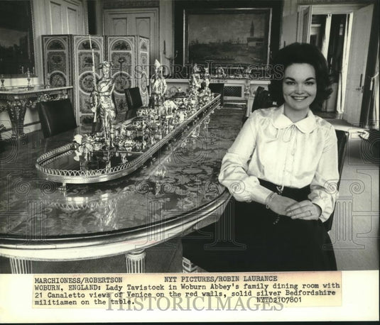 1978 Press Photo Lady Tavistock presides over Woburn Abby, Woburn, England - Historic Images