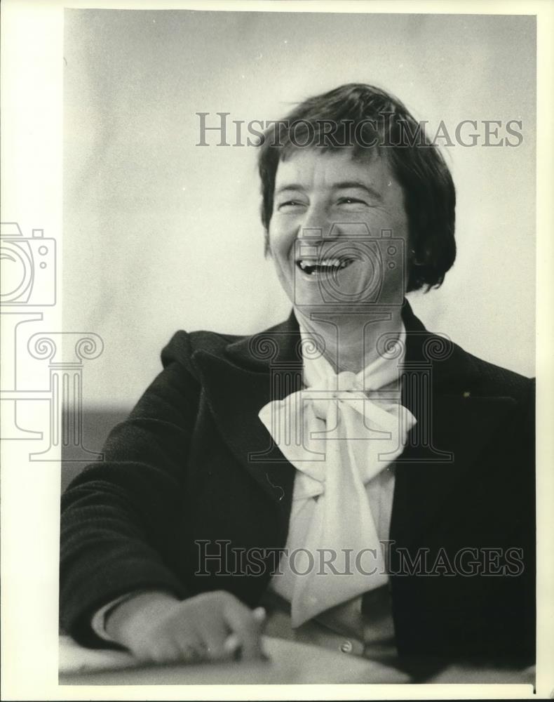 1982 Press Photo Vera Stroud, candidate for Waukesha County Supervisor - Historic Images