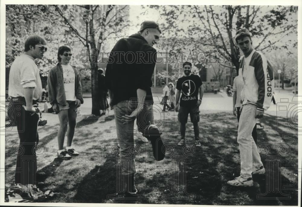 1990 Press Photo Group of Men Playing a Game in Wisconsin - mjc11404 - Historic Images