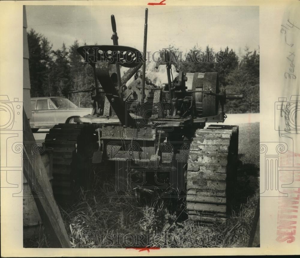 Press Photo Henry Ketola&#39;s 1910 model Bullock Tractor - mjc11916 - Historic Images