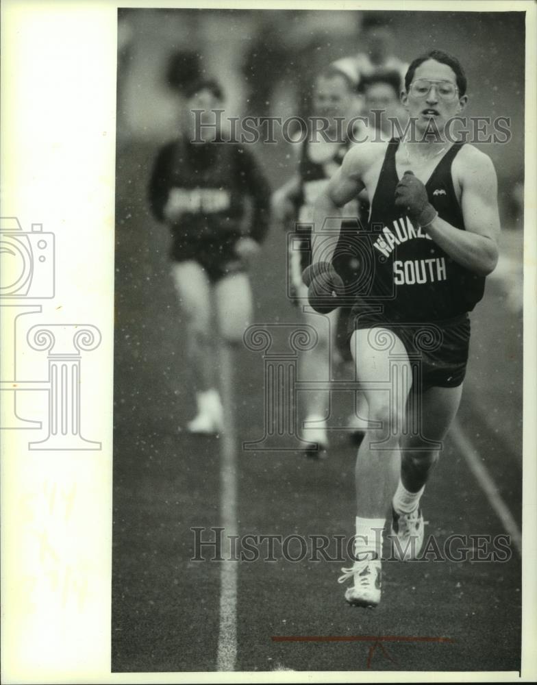 1994 Press Photo Aaron Merkes of Waukesha South takes first place in the snow - Historic Images