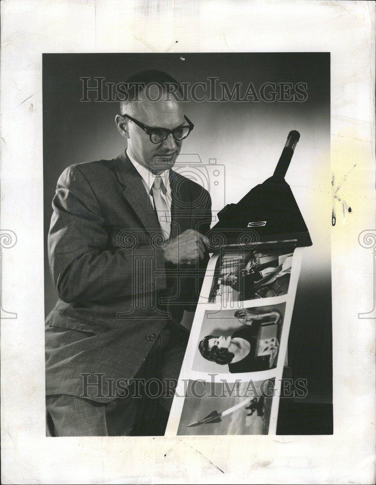 1960 Press Photo New Tube - RRV70117 - Historic Images