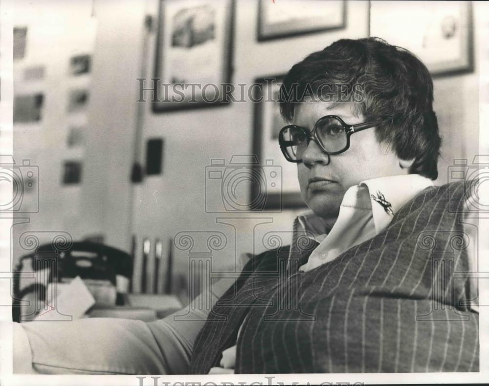 1978 Press Photo Marian Huttenstine teaches media law and regulation, University - Historic Images